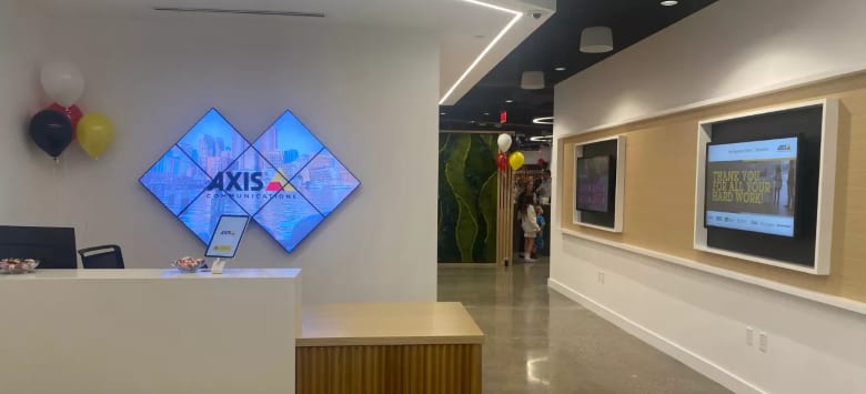 Axis Experience Center