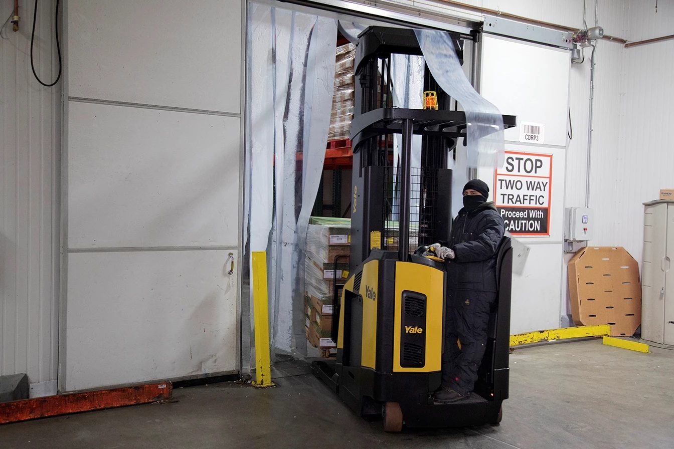 Forklift truck, Automotive tire, Motor vehicle, Asphalt, Workwear
