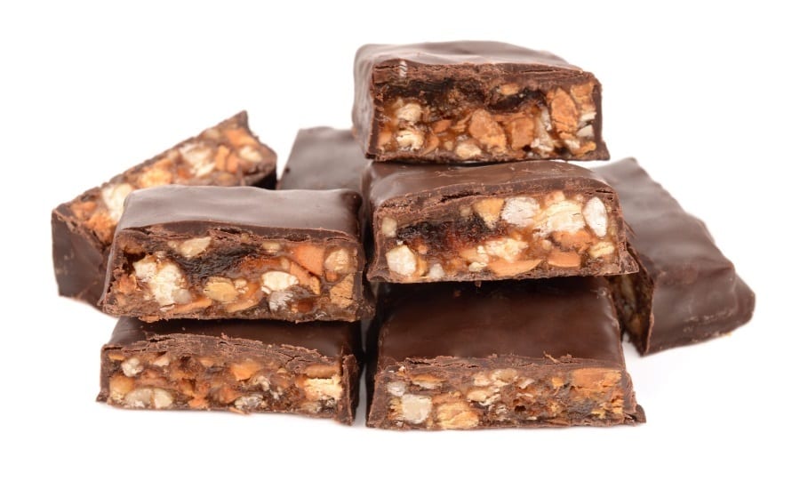 Chocolate bars, Filling, Chocolate, Cut in half, Nuts, Dried fruit