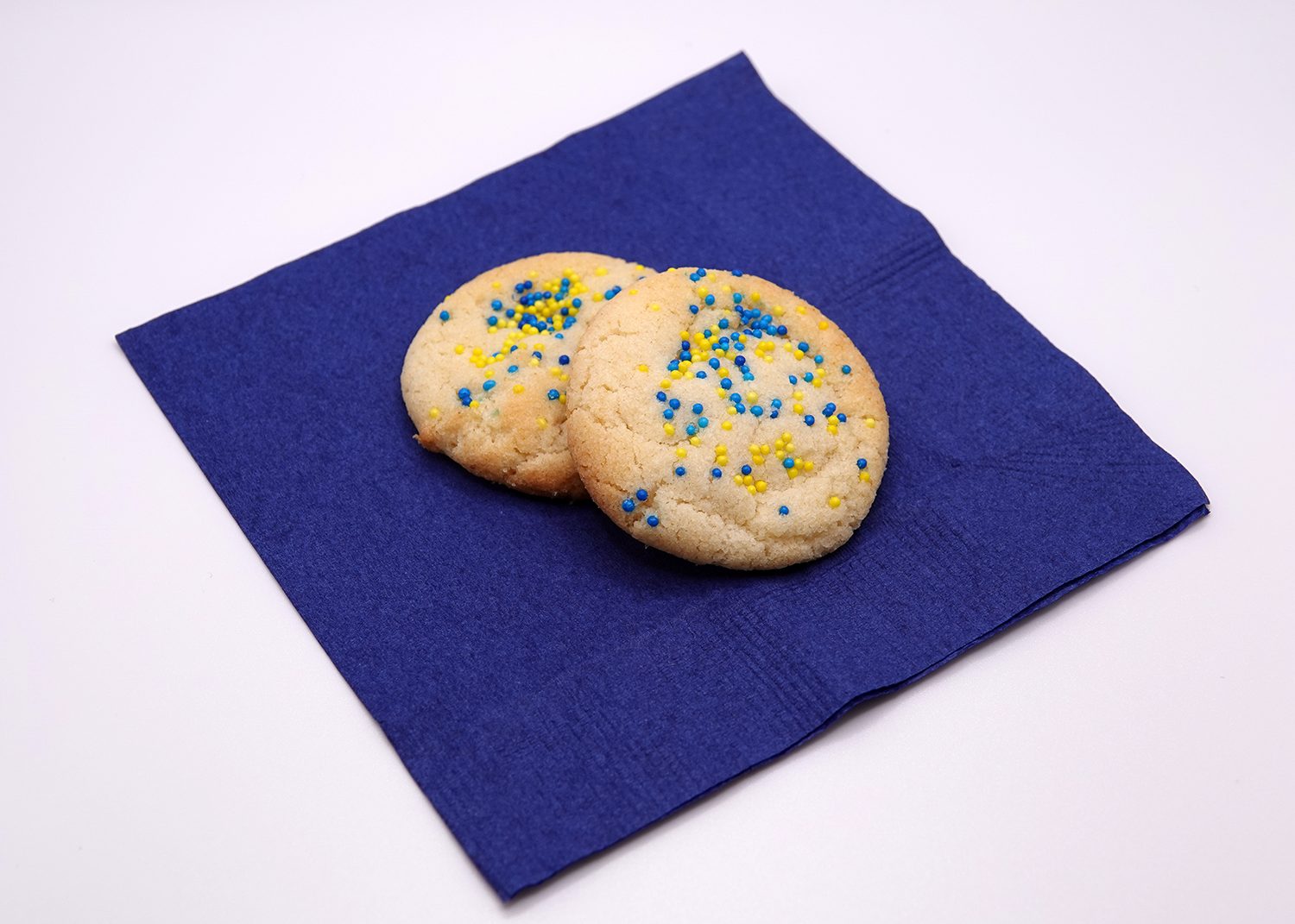 Baked goods, Food, Ingredient, Recipe, Cuisine, Bun, Dishware, Dish