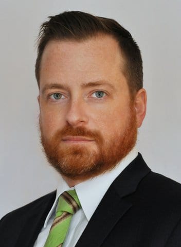 Dress shirt, Forehead, Nose, Hair, Cheek, Lip, Chin, Eyebrow, Beard