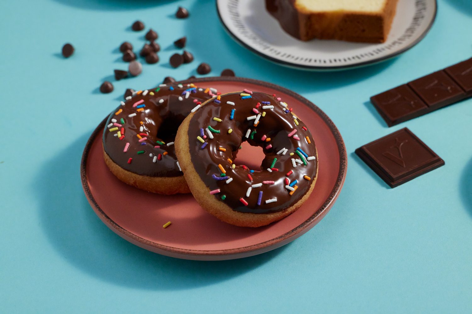 Baked goods, Food, Tableware, Ingredient, Plate, Recipe, Cuisine, Dishware