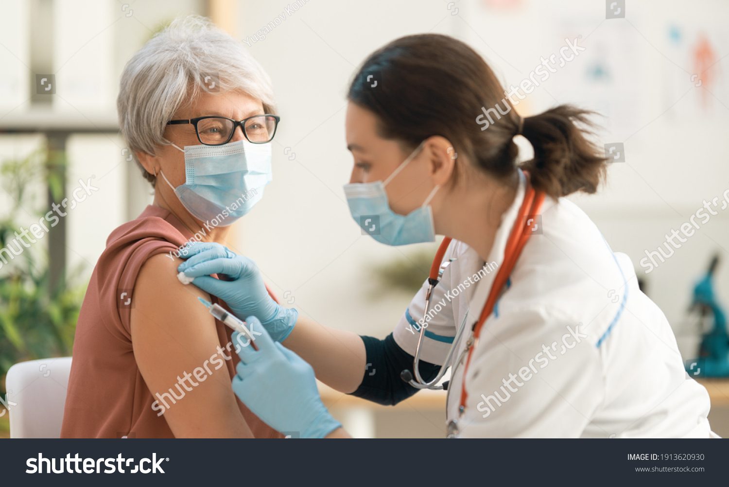 Vision care, Skin, Glove, Azure, Ear, Gesture, Hearing, Eyewear, Plant