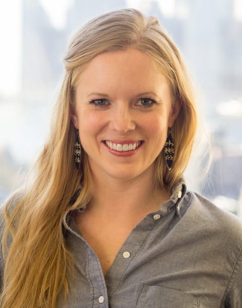 Hair, Cheek, Smile, Skin, Lip, Chin, Eyebrow, Eyelash, Neck, Sleeve