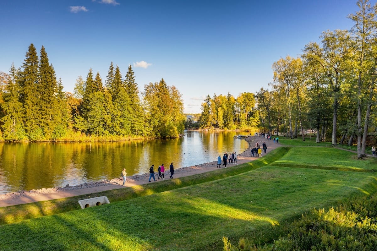 Natural landscape, Land lot, Water, Cloud, Plant, Sky, Nature, Tree, Lake, Sunlight