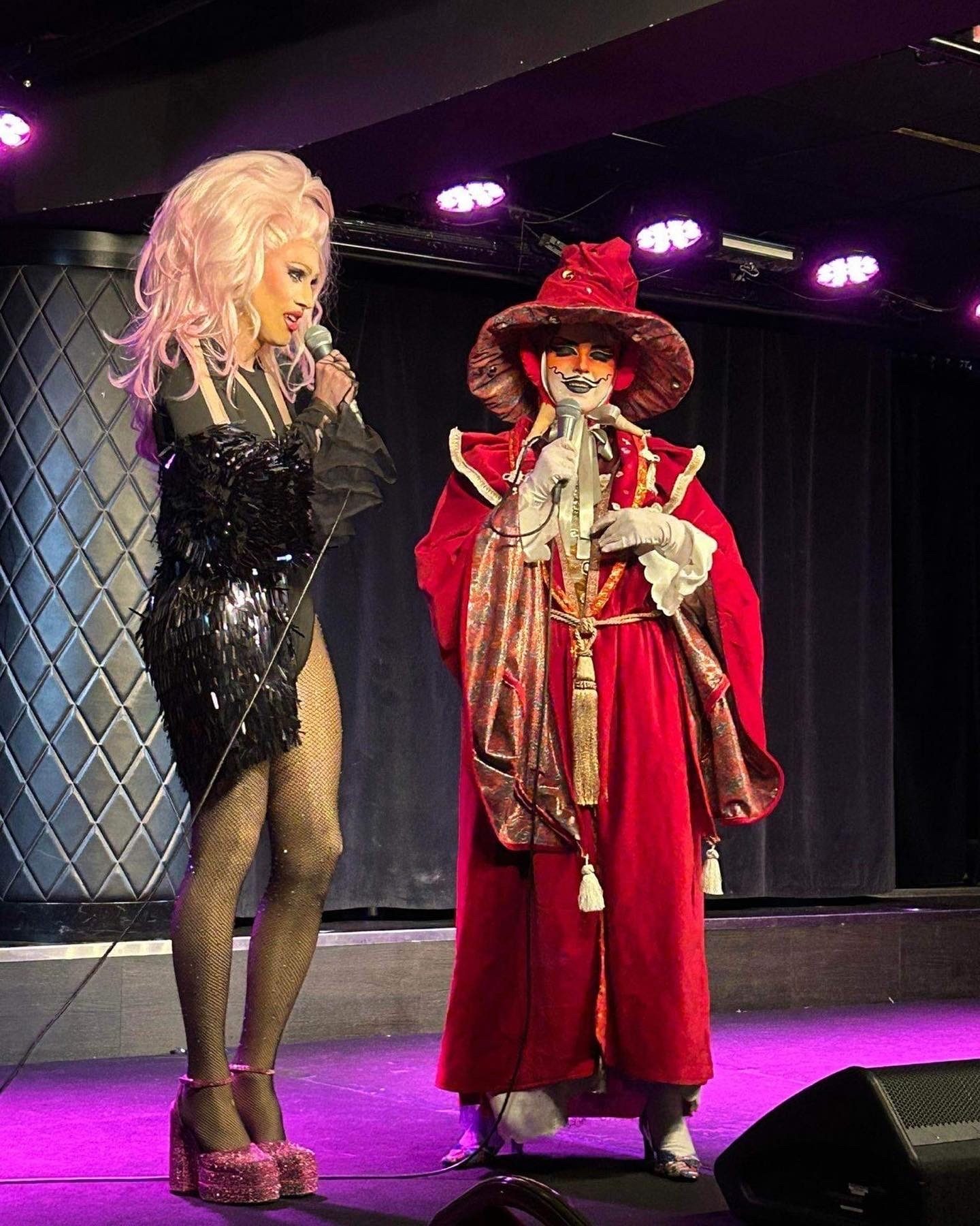 Performing arts, Footwear, Hat, Purple, Music, Entertainment, Artist, Dress, Microphone, Pink
