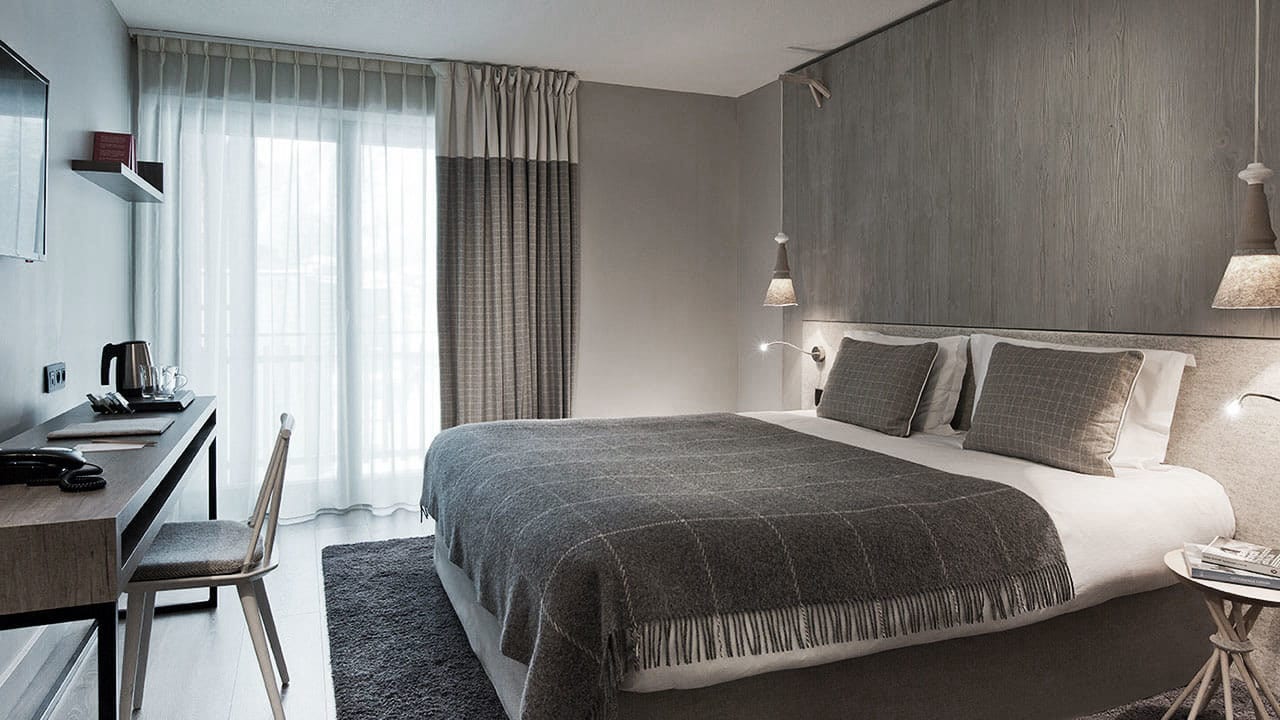 Bed frame, Interior design, Furniture, Building, Property, Comfort, Wood, Textile, House, Flooring
