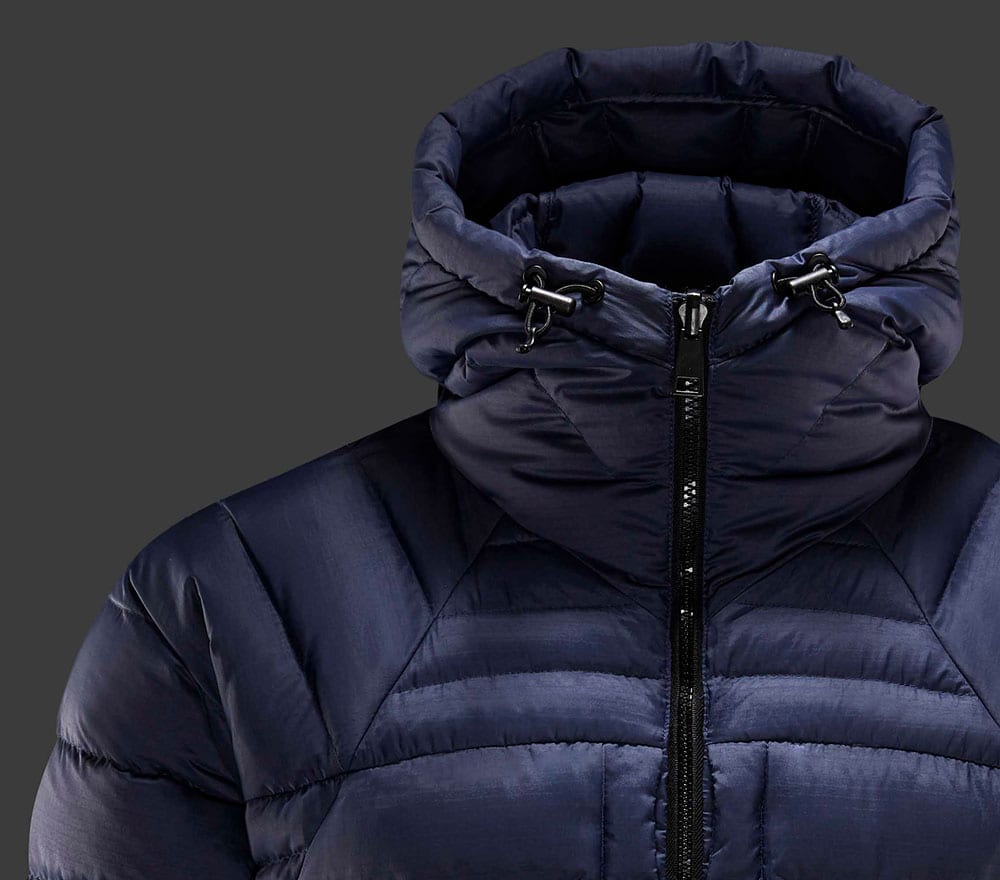 Outerwear, Shoulder, Sleeve, Grey, Collar, Jacket, Bag, Denim