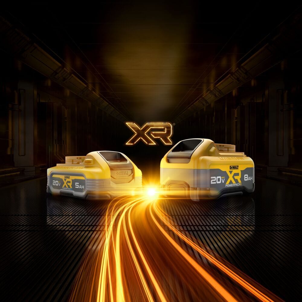 Automotive lighting, Car, Vehicle, Amber, Hood, Headlamp, Asphalt, Electricity, Rolling