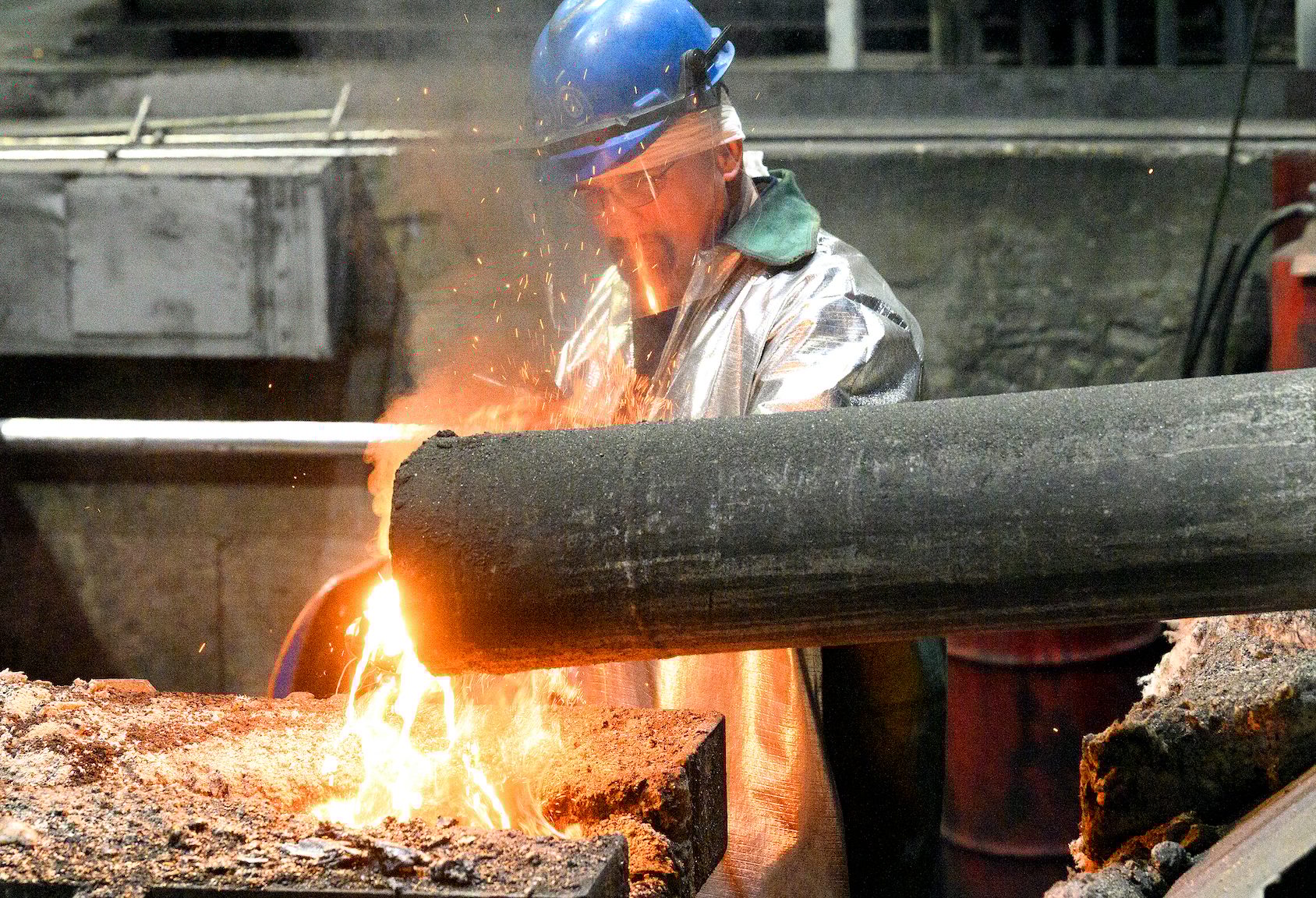 Blue-collar worker, Workwear, Pipe, Metalworking, Industry, Job, Helmet