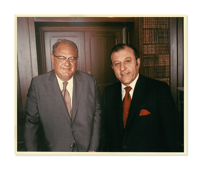 Vision Care, Formal wear, Eyewear, Collar, Glasses, Forehead, Smile, Suit, Blazer, Necktie