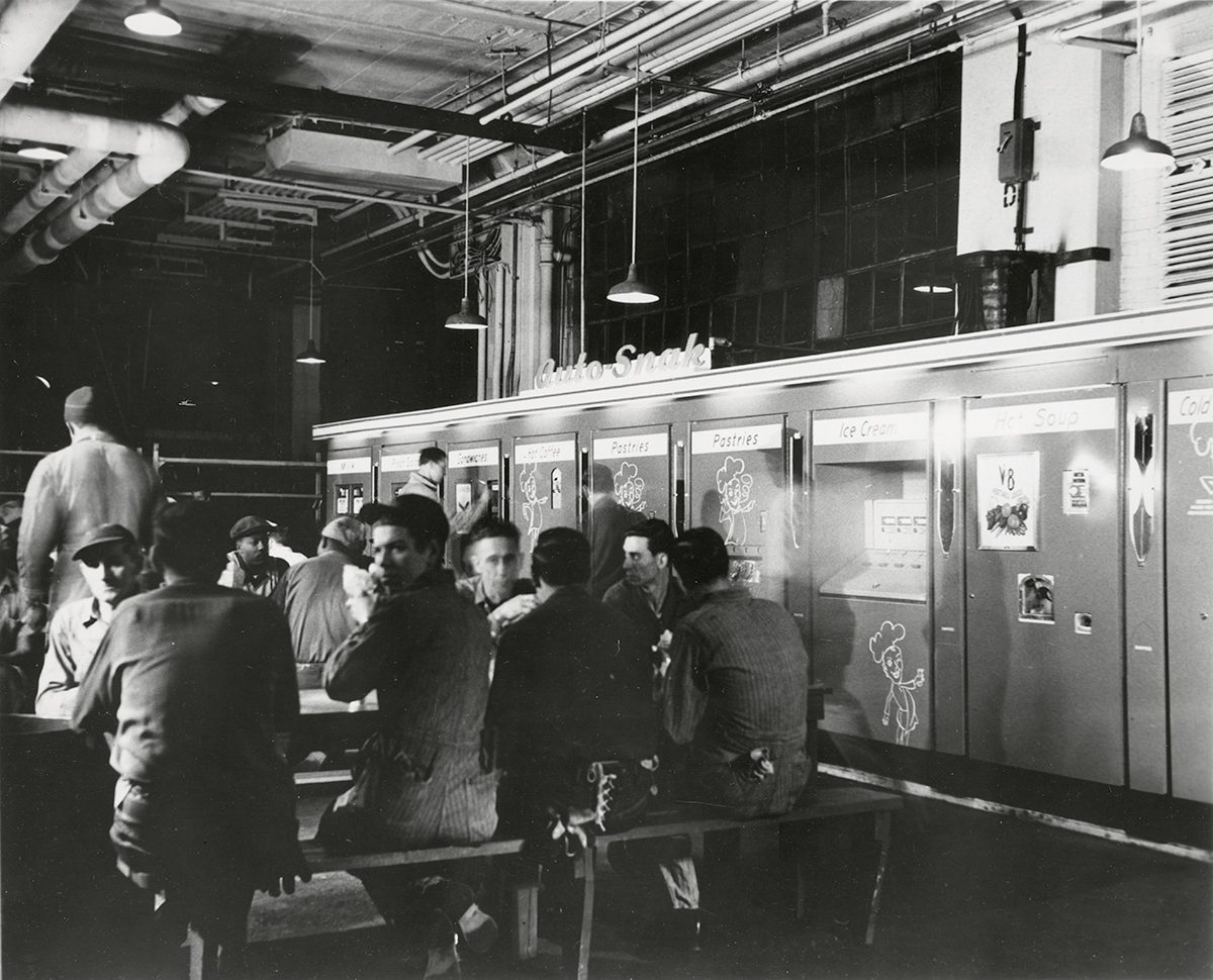 Mode of transport, Rolling stock, Train, Black-and-white, Style, Vehicle