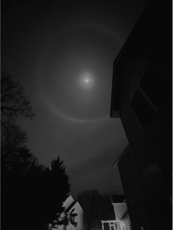atmospheric phenomenon, Monochrome photography, Astronomical object, Photograph, Night, Black, Darkness, Midnight, Grey