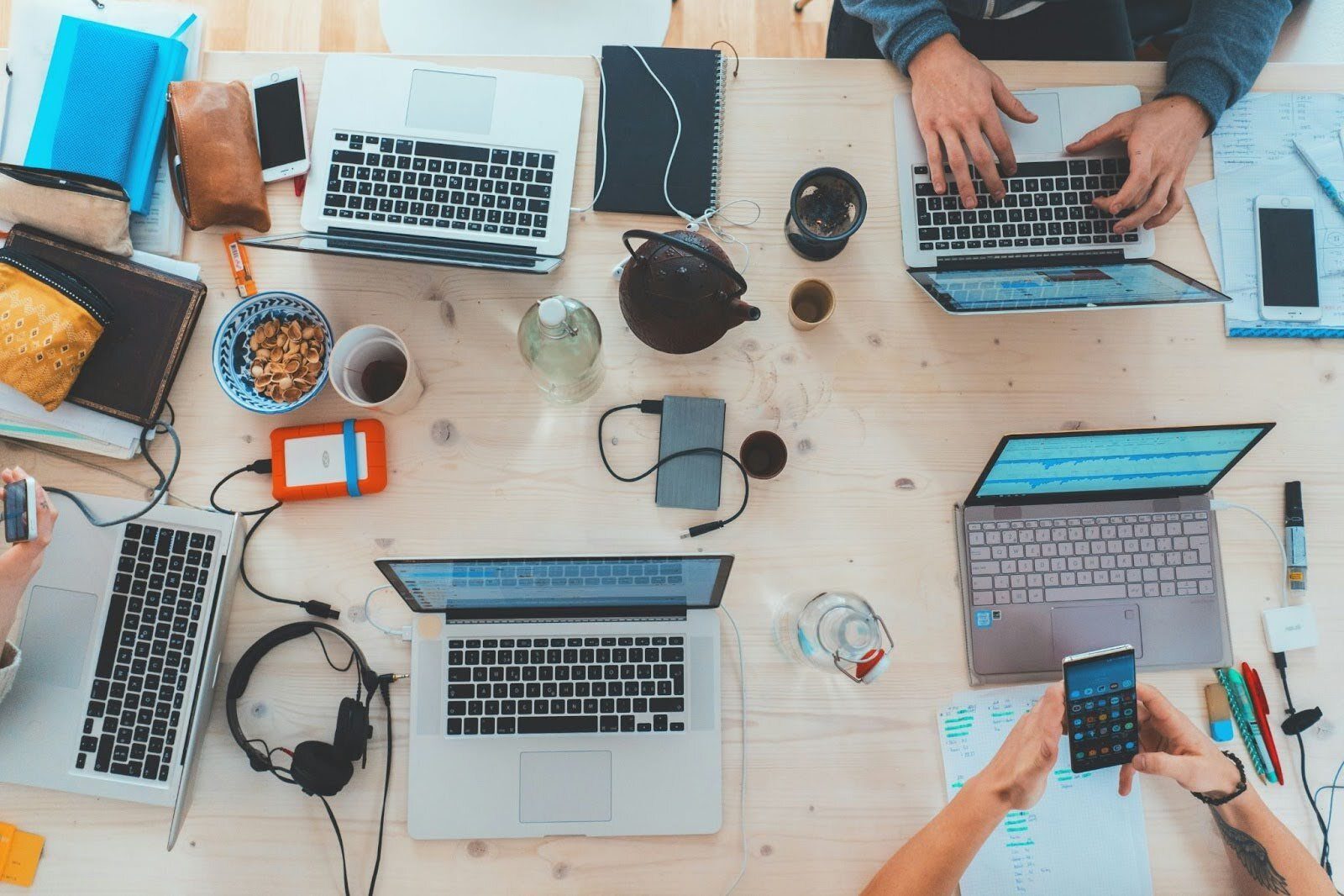 Personal computer, Input device, Office equipment, Laptop, Netbook, Table, Blue, Peripheral