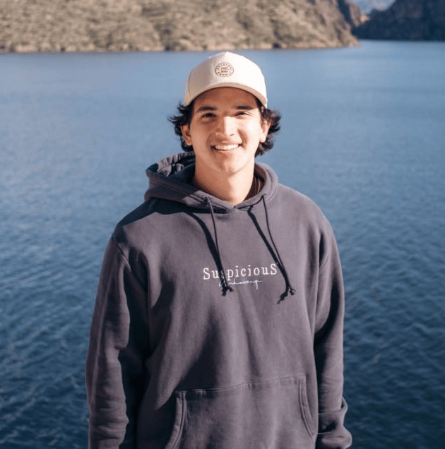 Human body, Water, Smile, White, Sleeve, Sky, Travel, Lake