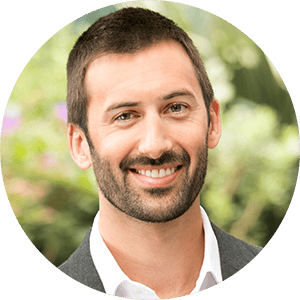 Facial expression, Forehead, Nose, Cheek, Smile, Head, Chin, Shirt, Eyebrow, Beard