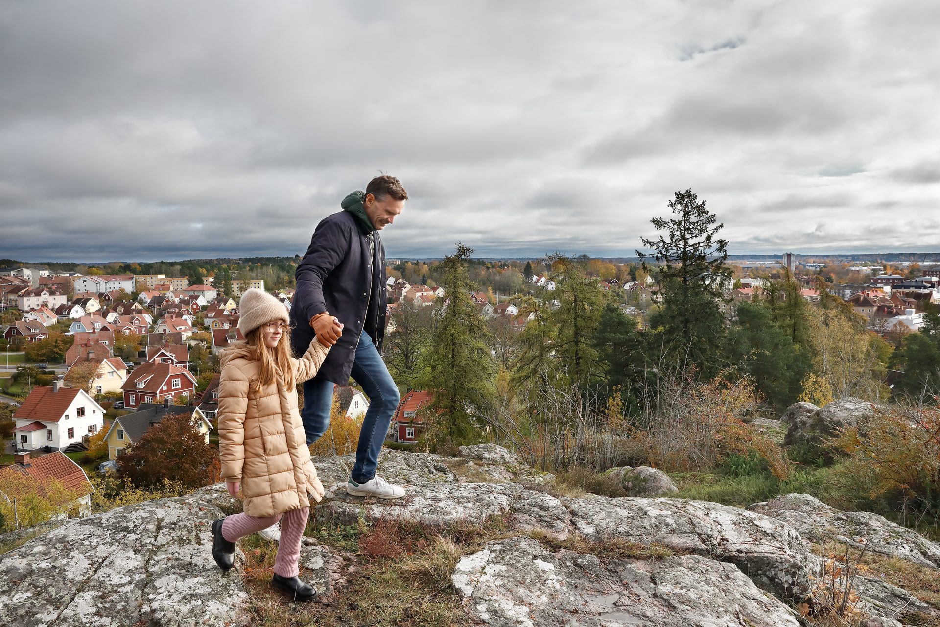 People in nature, Cloud, Sky, Plant, Bedrock, Wood