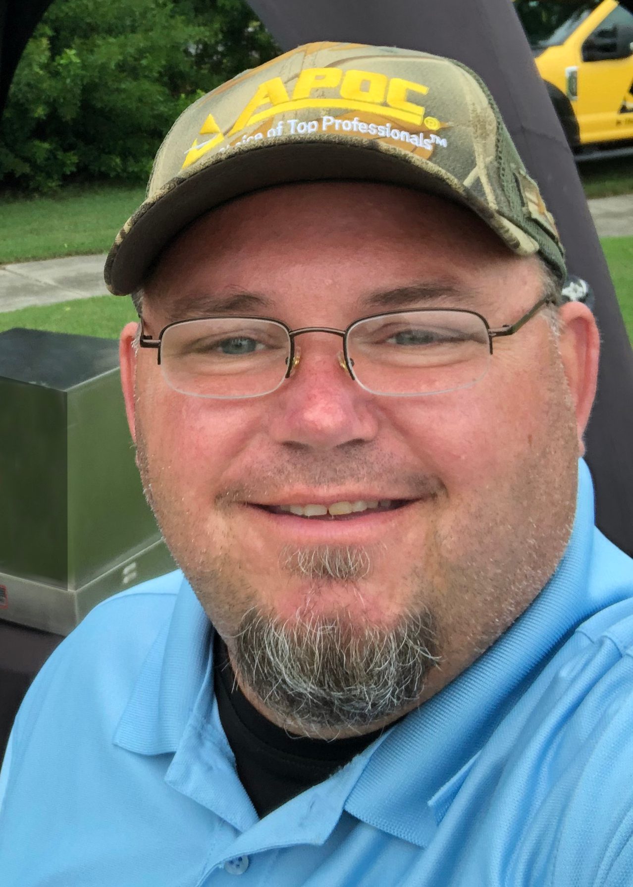 Vision care, Forehead, Nose, Glasses, Smile, Chin, Eyebrow, Beard, Hood, Eyewear