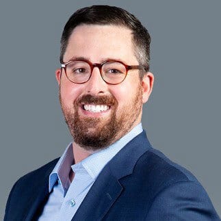 Vision care, Forehead, Hair, Smile, Glasses, Cheek, Chin, Eyebrow, Shirt, Beard