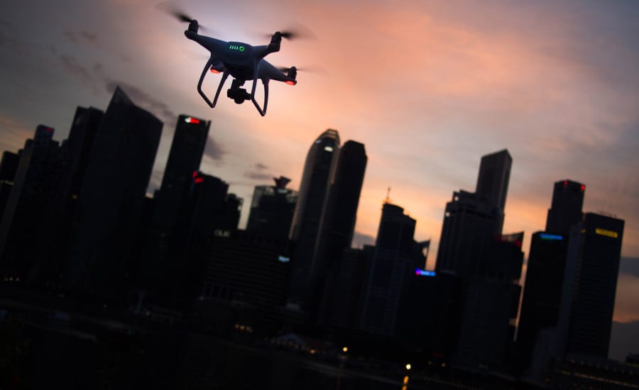 Flash photography, Tower block, Cloud, Sky, Atmosphere, Skyscraper, Building, Afterglow, Dusk, Aircraft