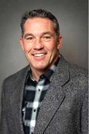 Dress shirt, Smile, Sleeve, Collar