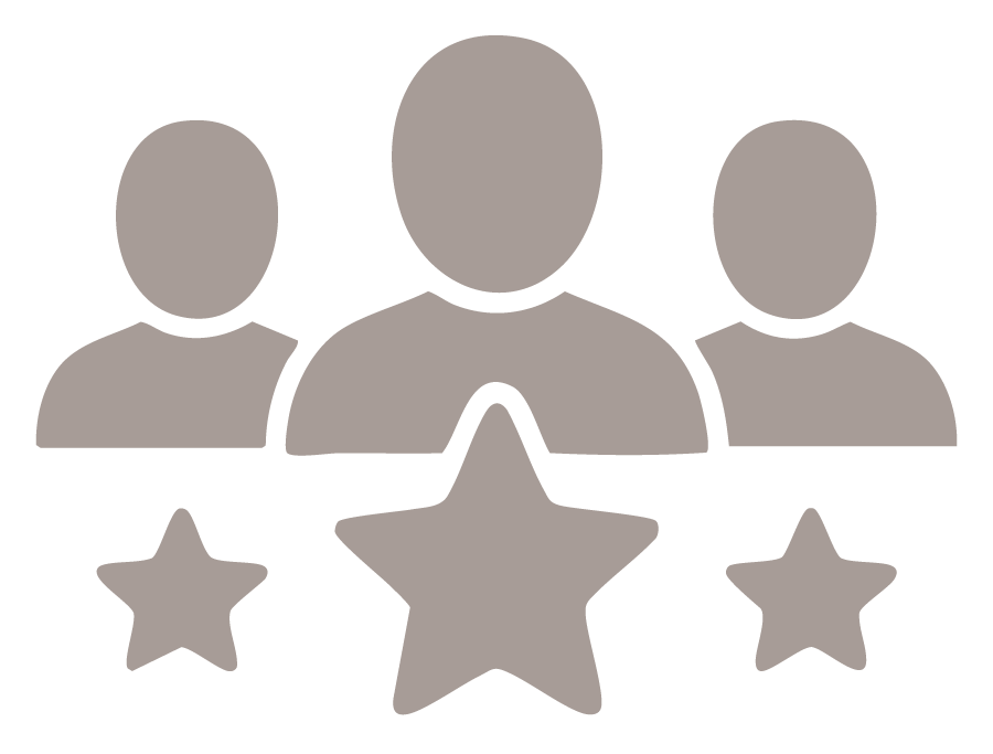 Three user icons with three stars, highlighting a central figure.