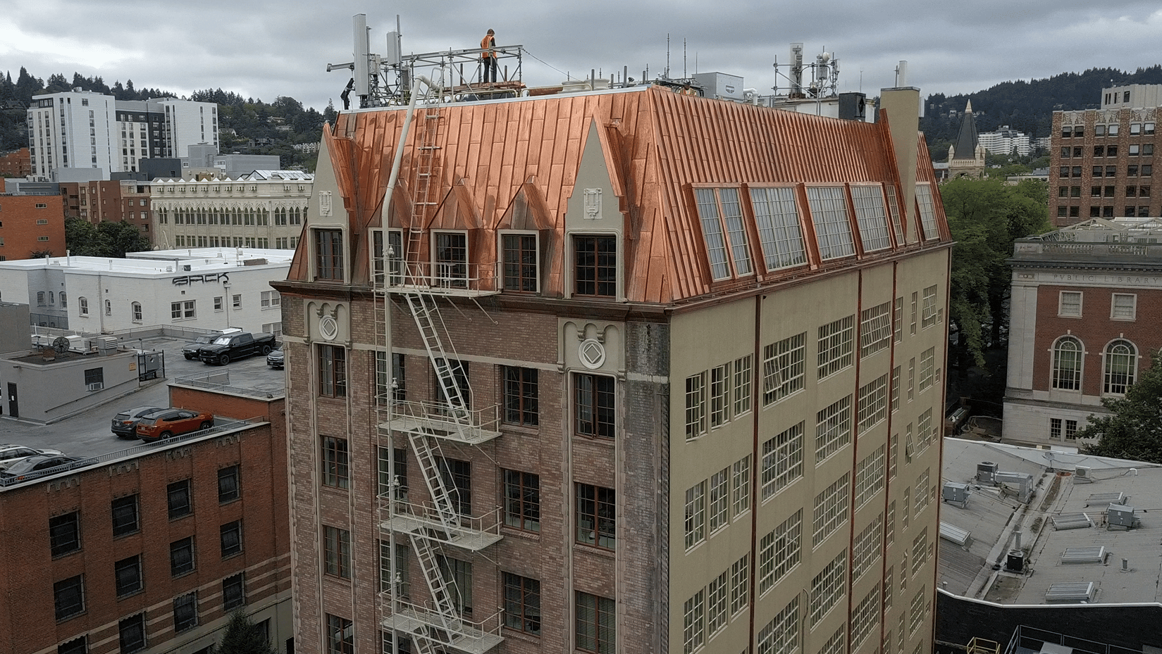 Urban design, Tower block, Building, Sky, Window, Cloud, Condominium