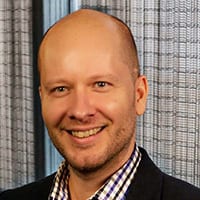 Forehead, Smile, Chin, Eyebrow, Jaw, Collar, Happy