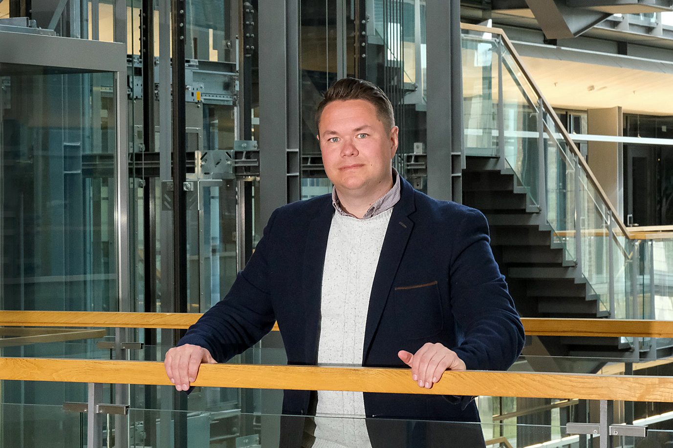 Dress shirt, Sleeve, Gesture