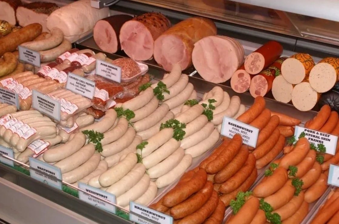 Bologna sausage, Natural foods, Food, Cervelat, Ingredient, Salchich&#xF3;n, Kielbasa, Knackwurst, Kishka, Cuisine