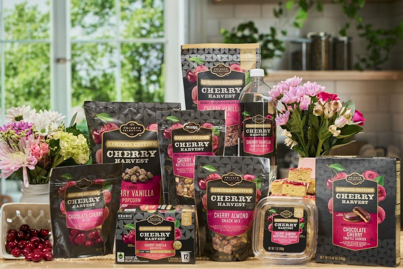 Natural foods, Produce, Ingredient, Food, Berry