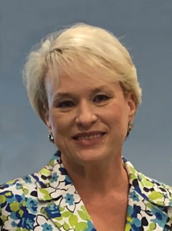 Facial expression, Smile, Chin, Sleeve