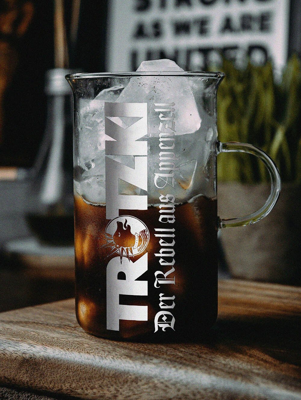 Alcoholic drink, Liquid