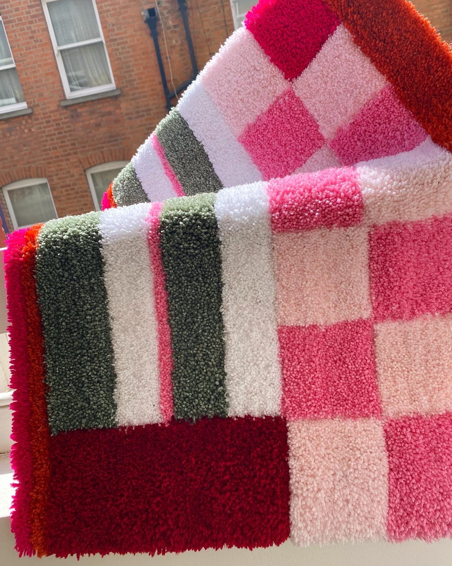 Creative arts, Material property, Window, Product, Rectangle, Textile, Pink, Red, Violet