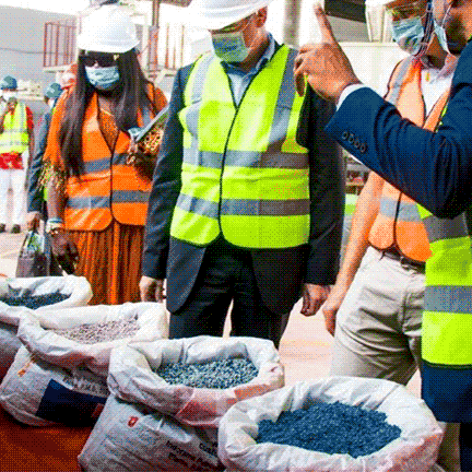 High-visibility clothing, Hard hat, Public space, Workwear, Human, Helmet, Vest, Headgear, Tradesman