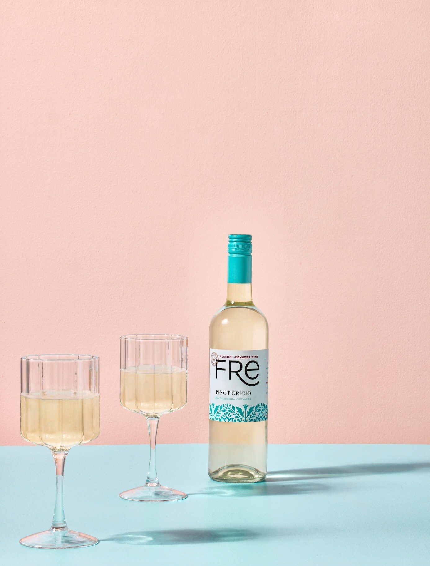Glass bottle, Liquid, Drinkware, Wine, Solution, Barware, Fluid, Tableware, Stemware