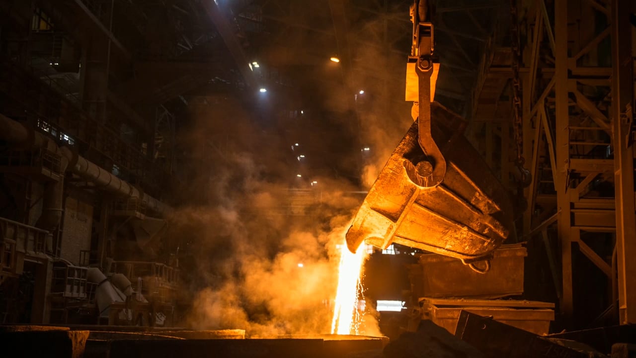 Lead Image: Molten Steel being poured