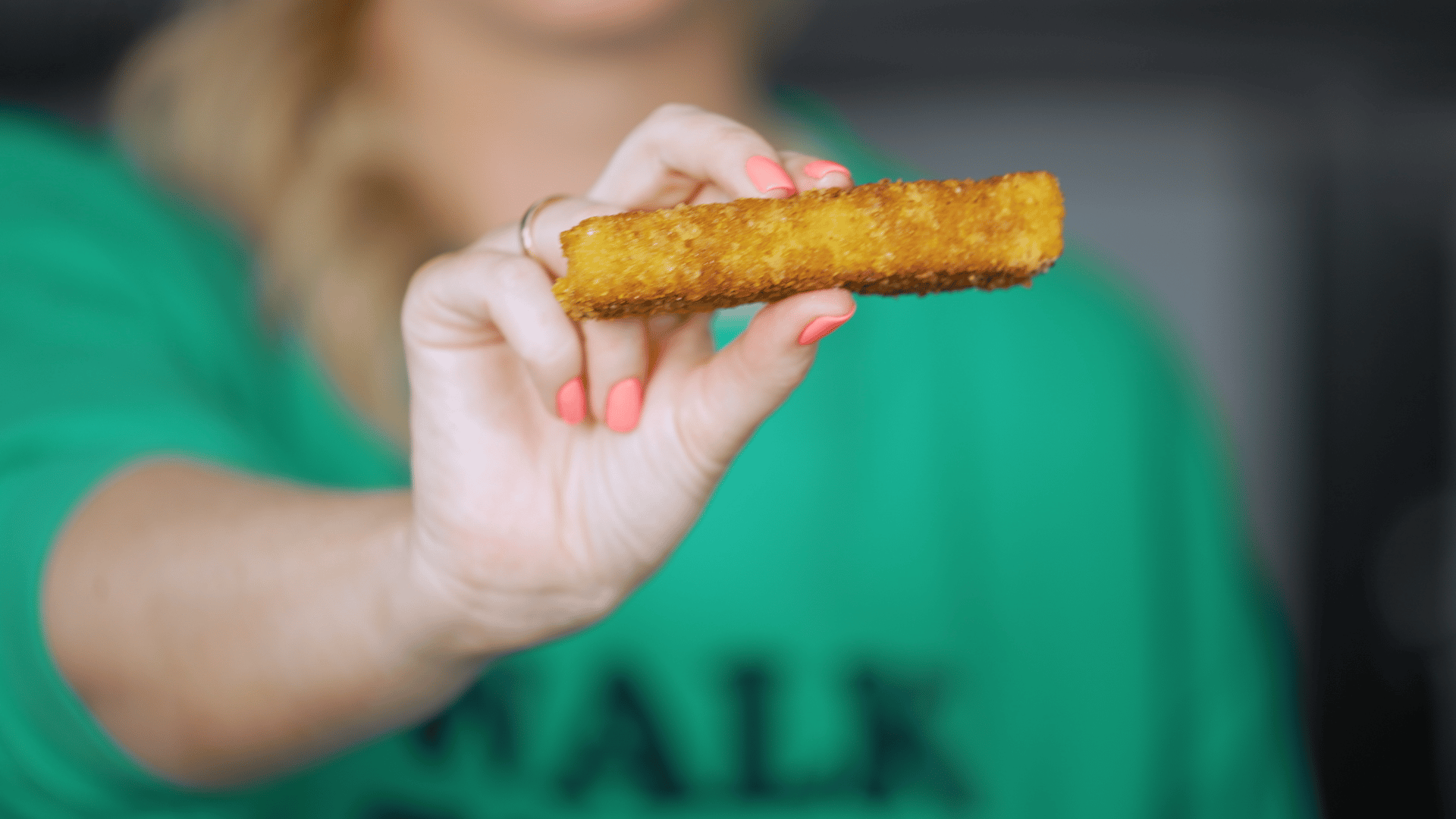 Fast food, Hand, Ingredient, Finger, Thumb, Cuisine, Nail