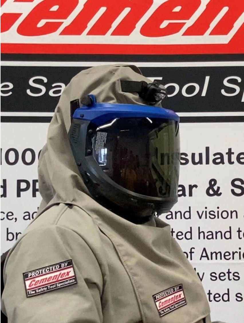 Helmet, Sleeve