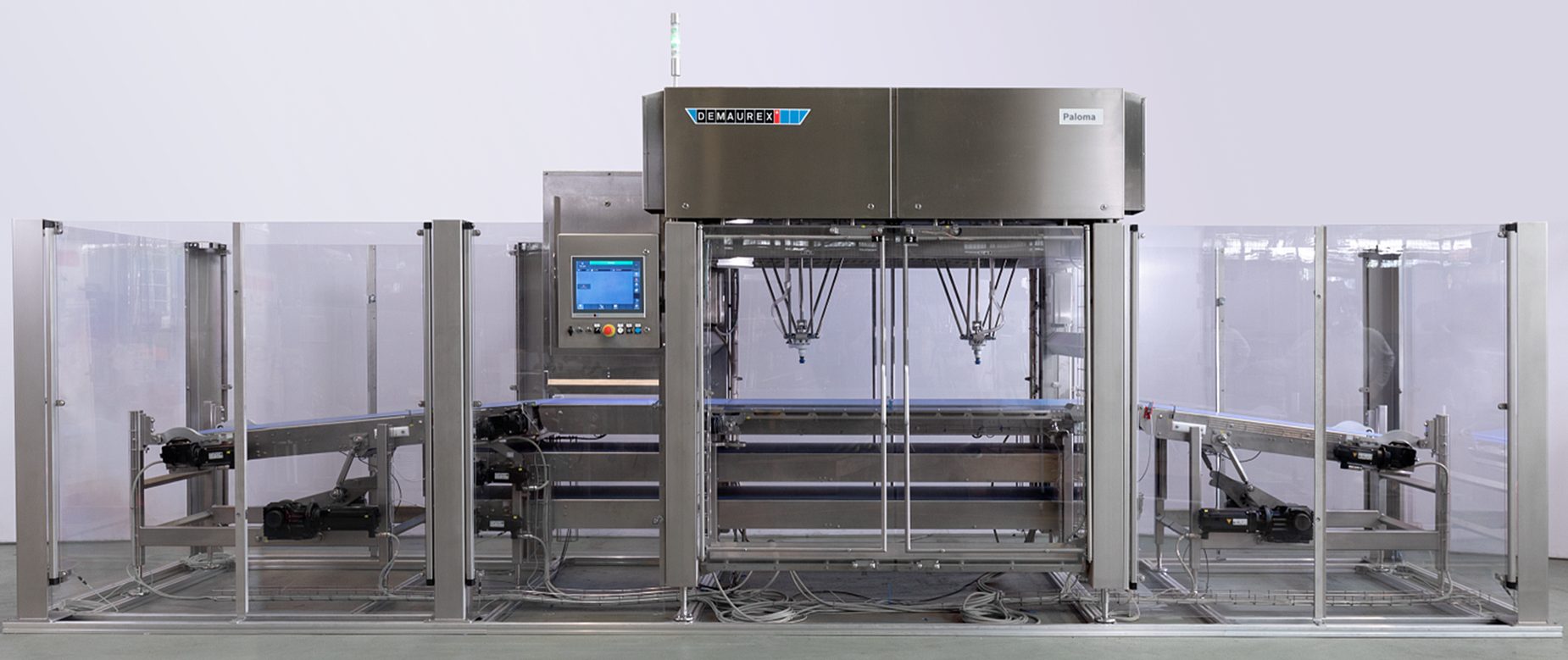 Still shot of Rotzinger’s Robot with an integrated buffer and hygienic conveyor