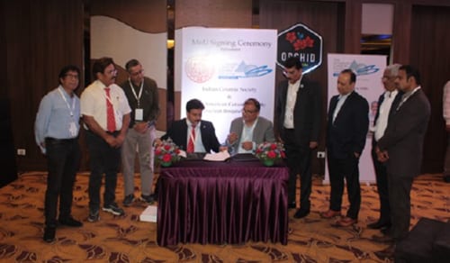 Sanjay Mathur and Sudipta Saha sign memorandum