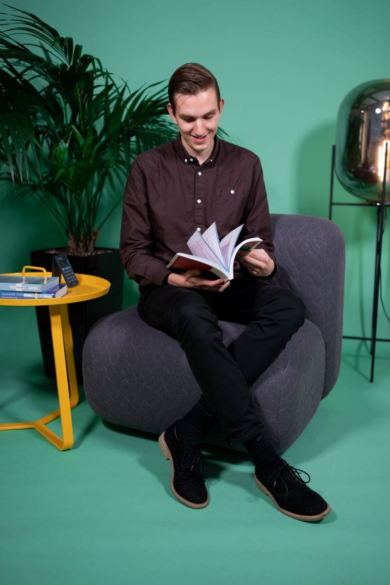 Leg, Plant, Sleeve, Comfort, Flowerpot, Houseplant