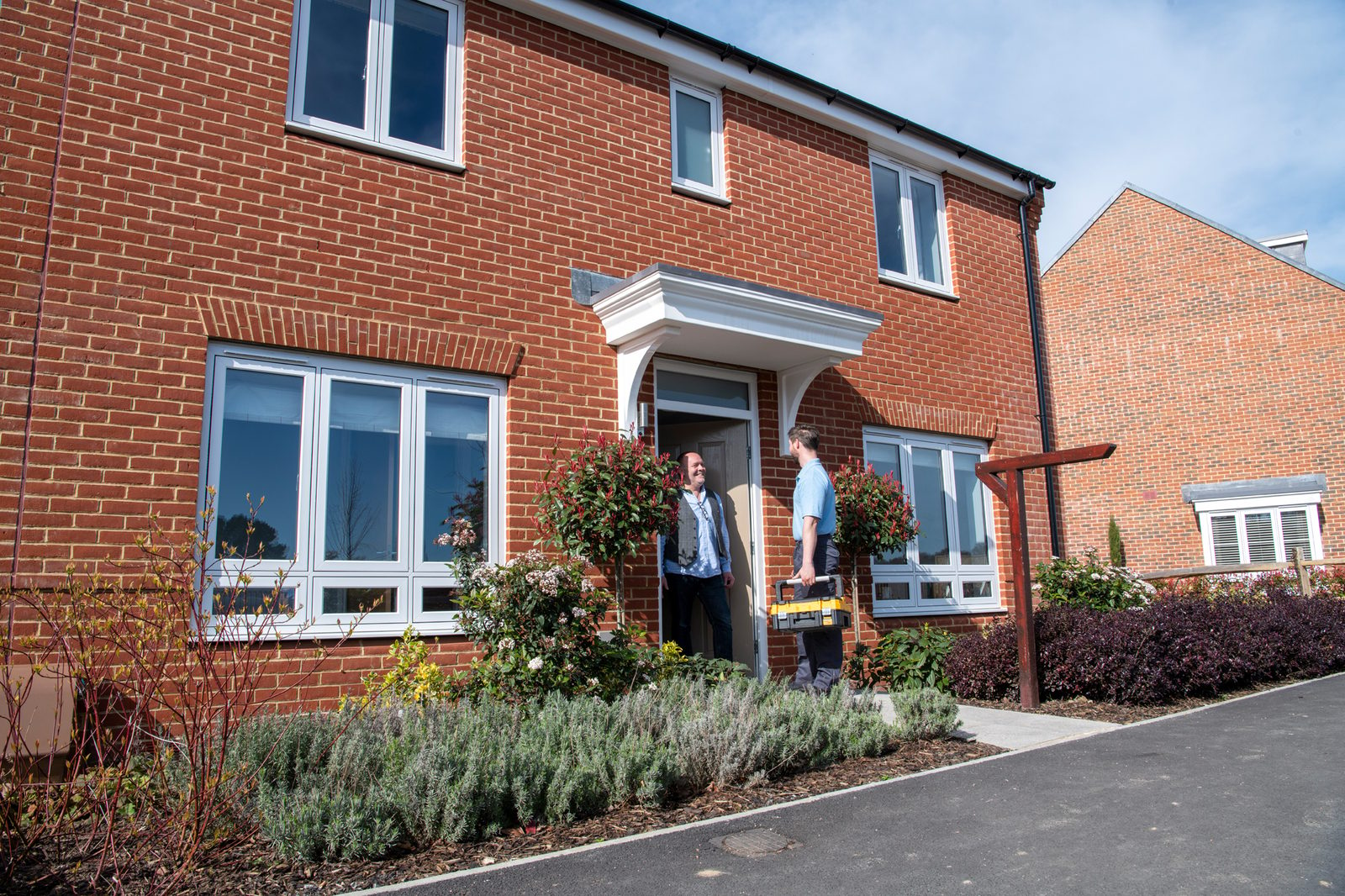 Plant, Window, Property, Sky, Building, Cloud, Brickwork, Brick, House, Neighbourhood