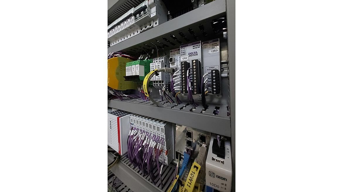 AHP ball joint tester control cabinet featuring the Delta RMC75E motion controller.
