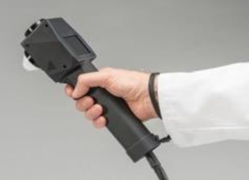 Hand-held THz sensor for industrial inspection