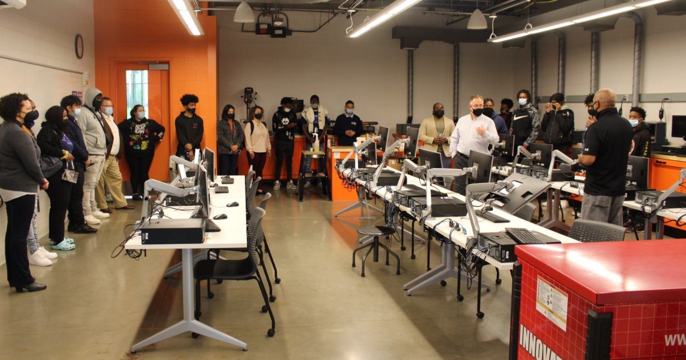 Manufacturing Renaissance classroom