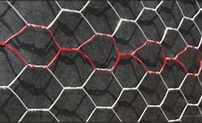 Woven wire offers little furring. The red area is self-furred, but this is often inconsistent.
