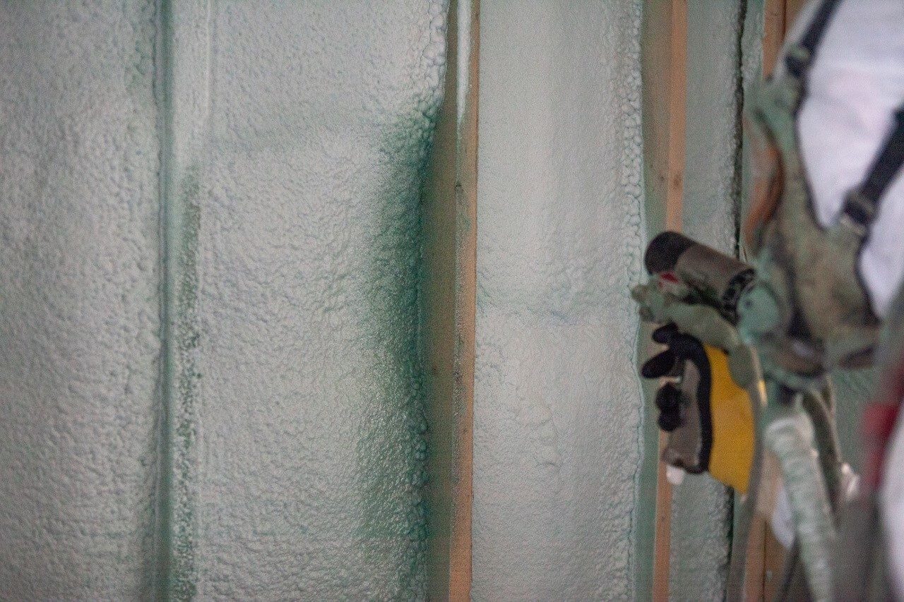 Closed-cell Spray Foam - Huntsman Building Solutions