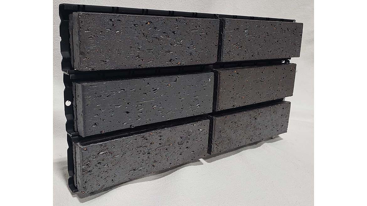 Rainscreen Tray Façade System. Desana Partners/DURUS