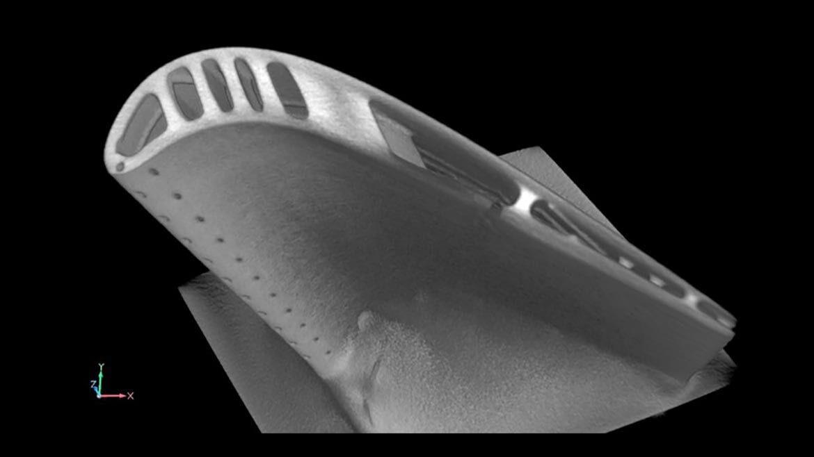 Blade scan with ZEISS VoluMax 9 Titan CT scanner.